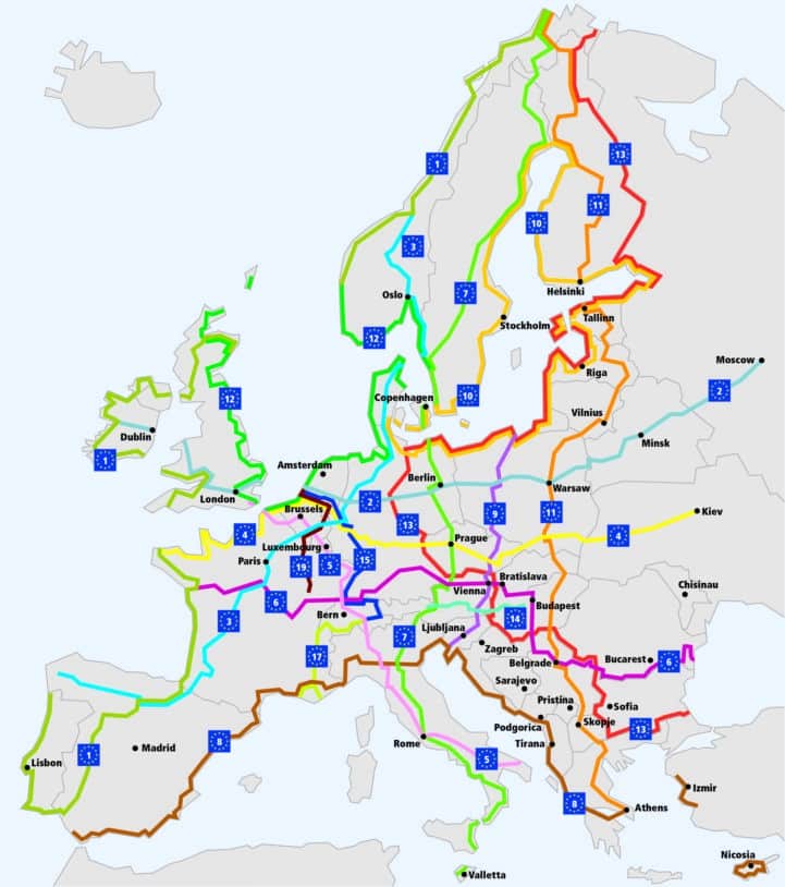 carte EuroVelo réseau européen itinéraires cyclables