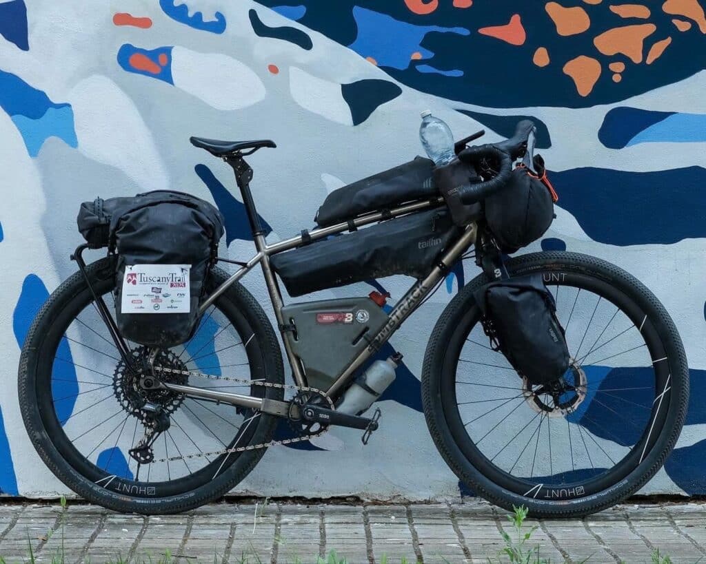 Bombtrak Beyond d'Andy Cox avec un CrankTank